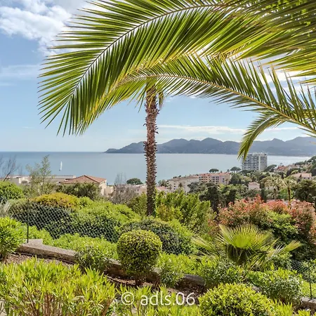 Un De Charme Vue & Piscine D'exception * Cannes
